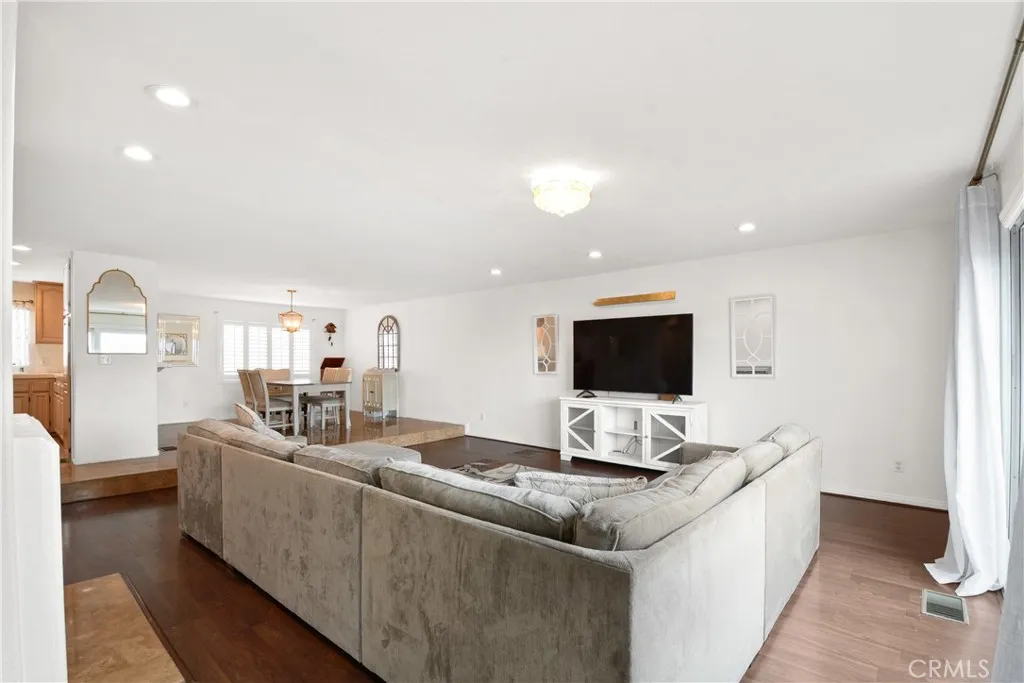 Additional image 19 of 1158 W 11th Street Unit J, San Pedro, CA 90731