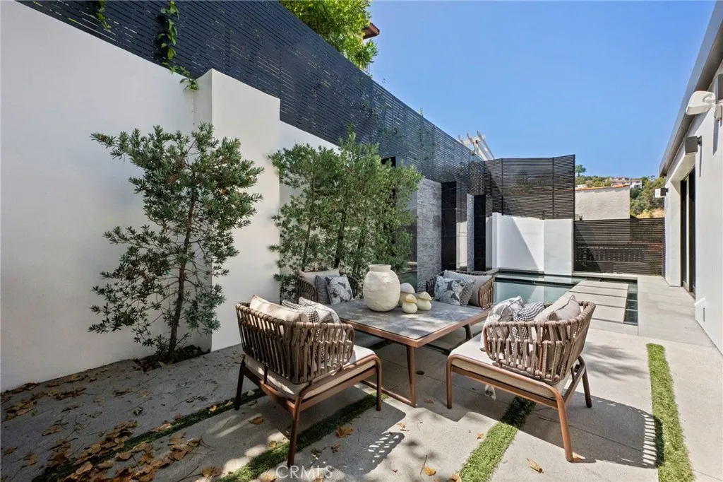 Additional image 33 of 2033 Glencoe Way, Los Angeles, CA 90068