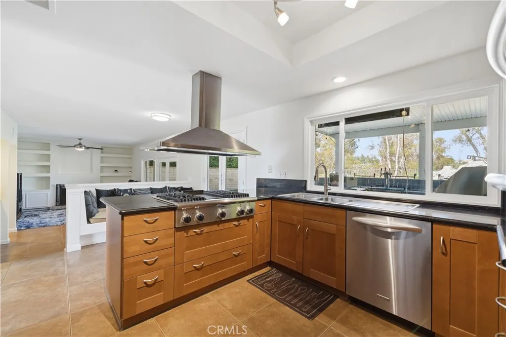 Additional image 13 of 24611 Via Alvorado, Mission Viejo, CA 92692