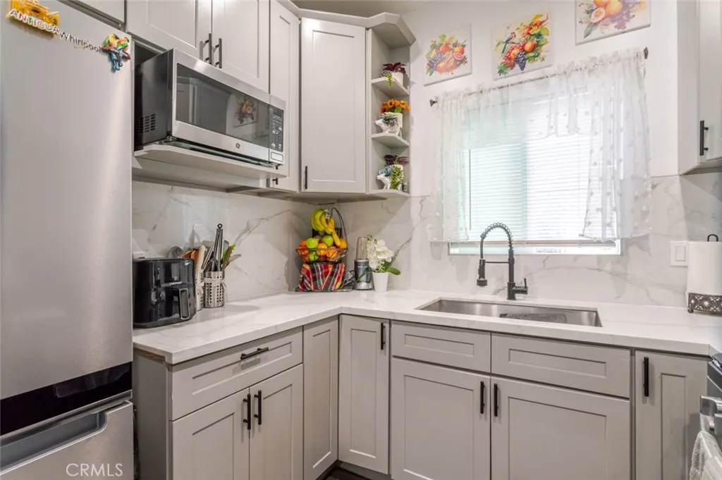 Additional image 15 of 316 W 73rd St, Los Angeles, CA 90003