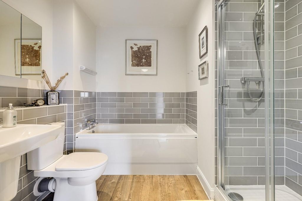 Additional image 15 of 3 bed flat for saleRenard Way, Trumpington, Cambridge CB2