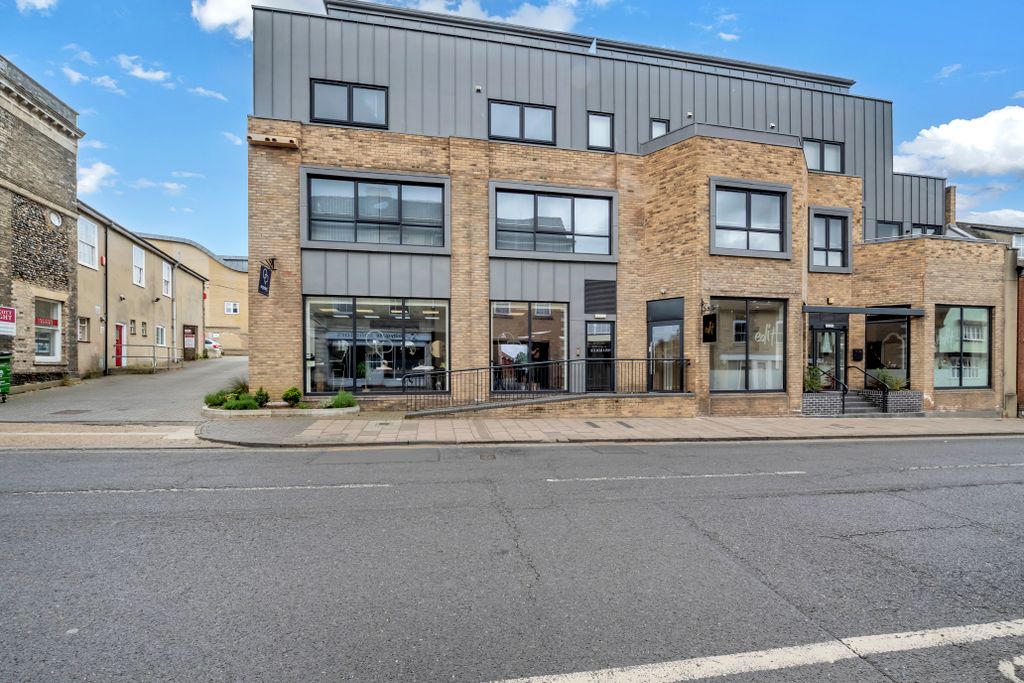 2 bed flat for saleRisbygate Street, Bury St. Edmunds IP33