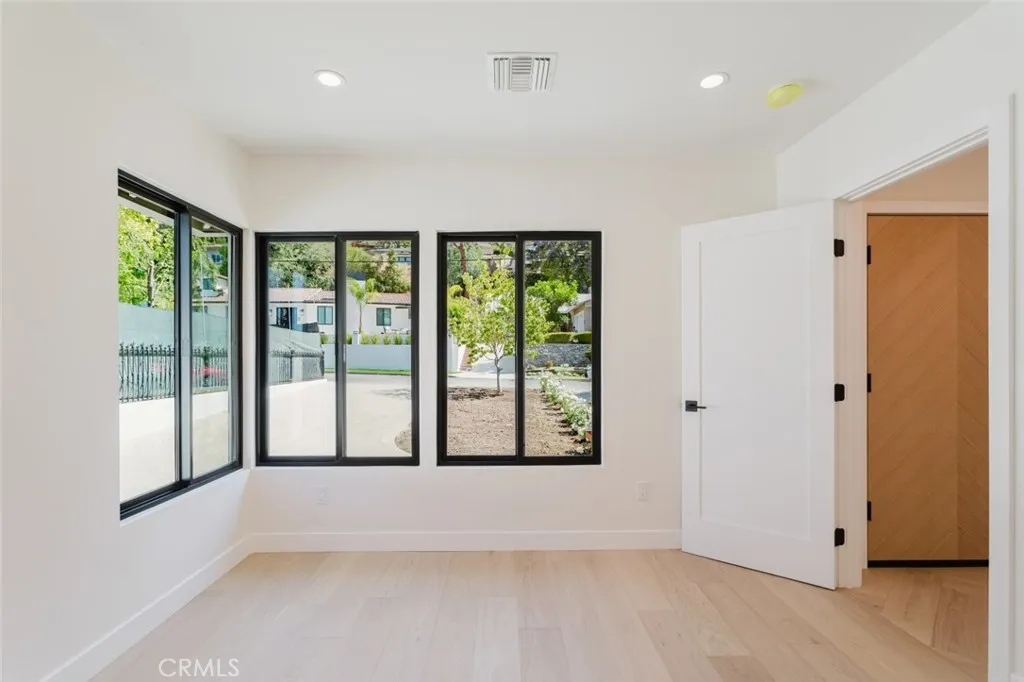 Additional image 34 of 941 Sherlock Drive, Burbank, CA 91501