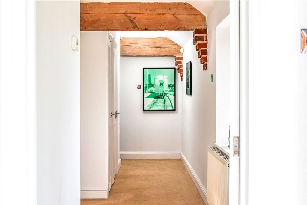Additional image 12 of 3 bed flat for saleOld Park Lane, Chichester PO18