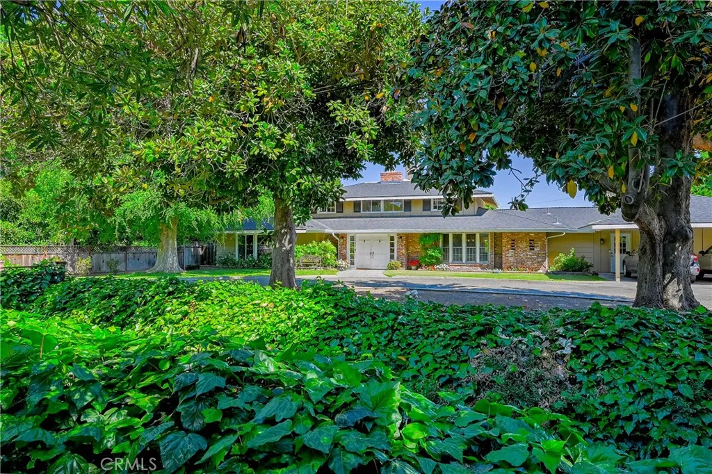 1035 E North Bear Creek Dr, Merced, CA 95340 photo 3