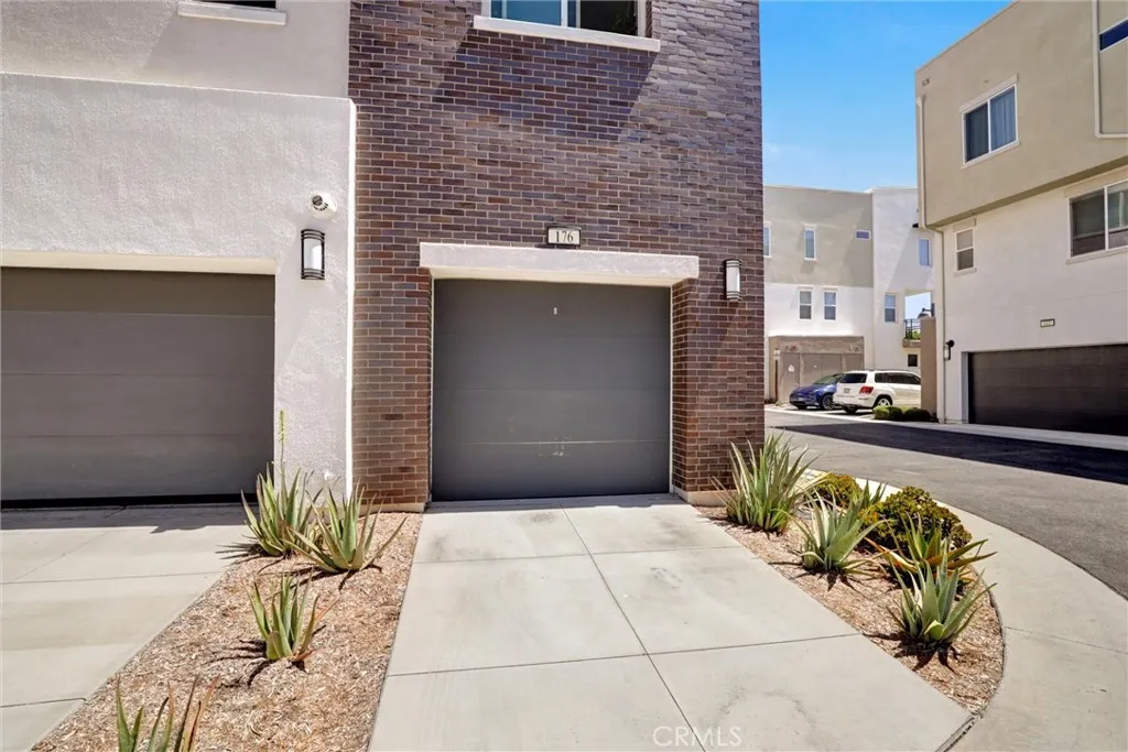 Additional image 53 of 176 Novel, Irvine, CA 92618