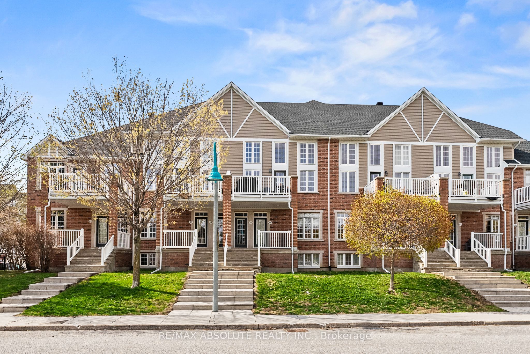 52 Edenvale Drive, Ottawa, ON, K2K 0A3