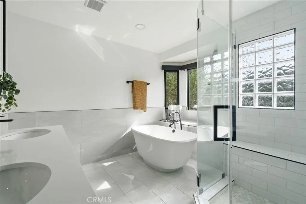 Additional image 26 of 3000 Country Club Drive, Costa Mesa, CA 92626