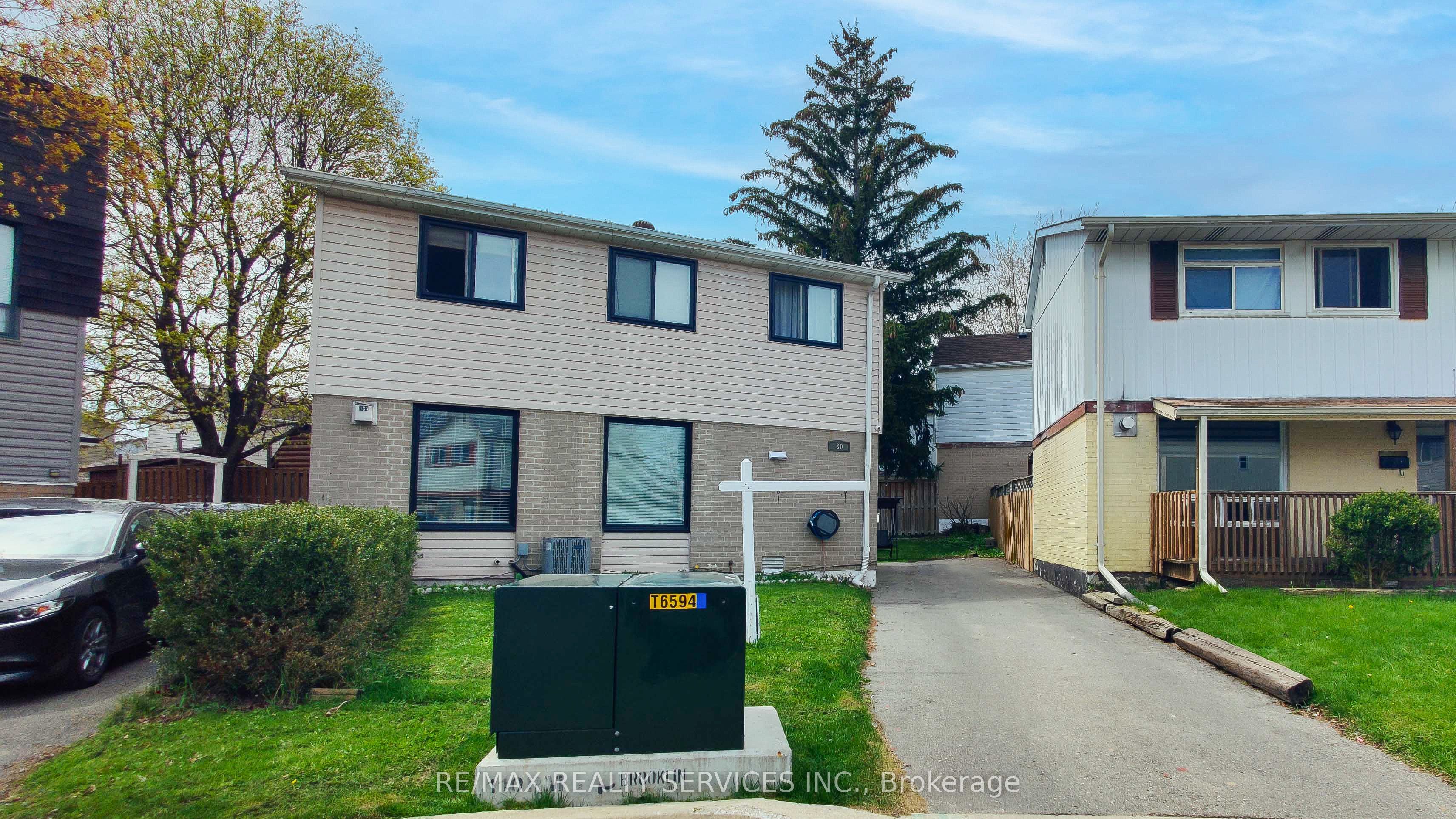 30 Haley Court, Brampton, ON, L6S 1N6