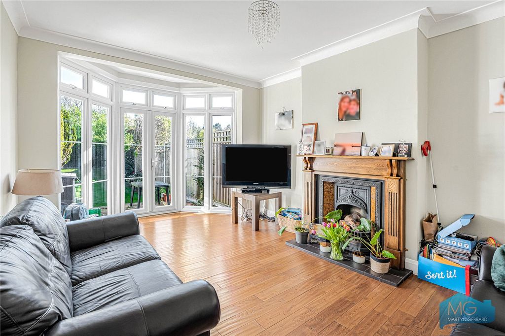 Additional image 7 of 3 bed semi-detached house for saleEast View, Barnet EN5