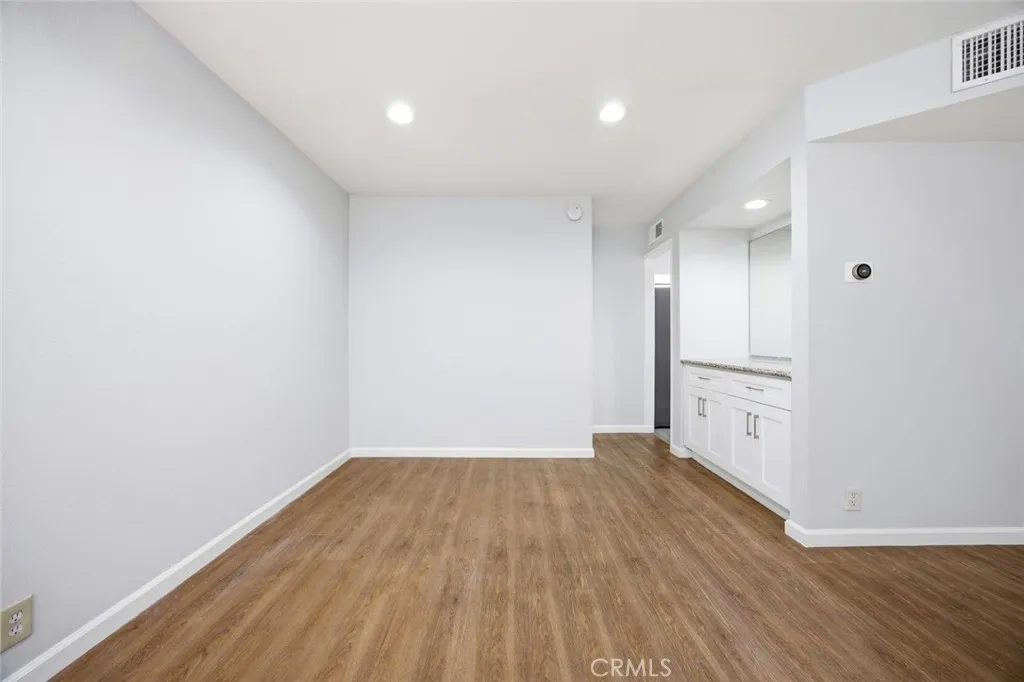 Additional image 4 of 8927 Cedros Avenue Unit 8, Panorama City, CA 91402
