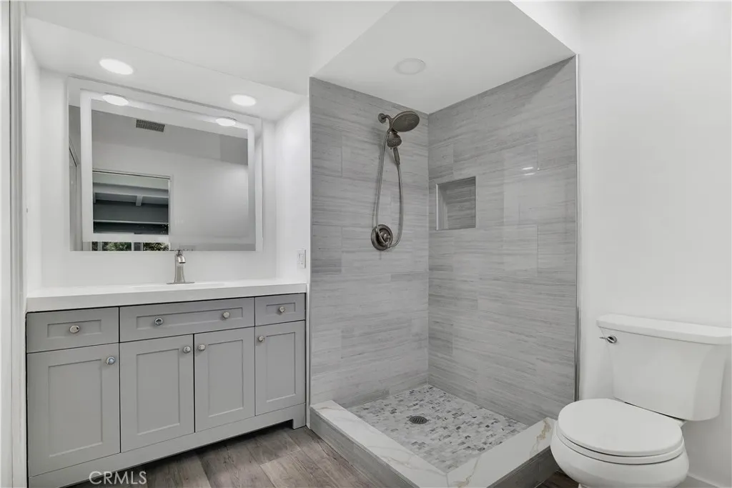 Additional image 47 of 18234 Sugarman Street, Tarzana, CA 91356