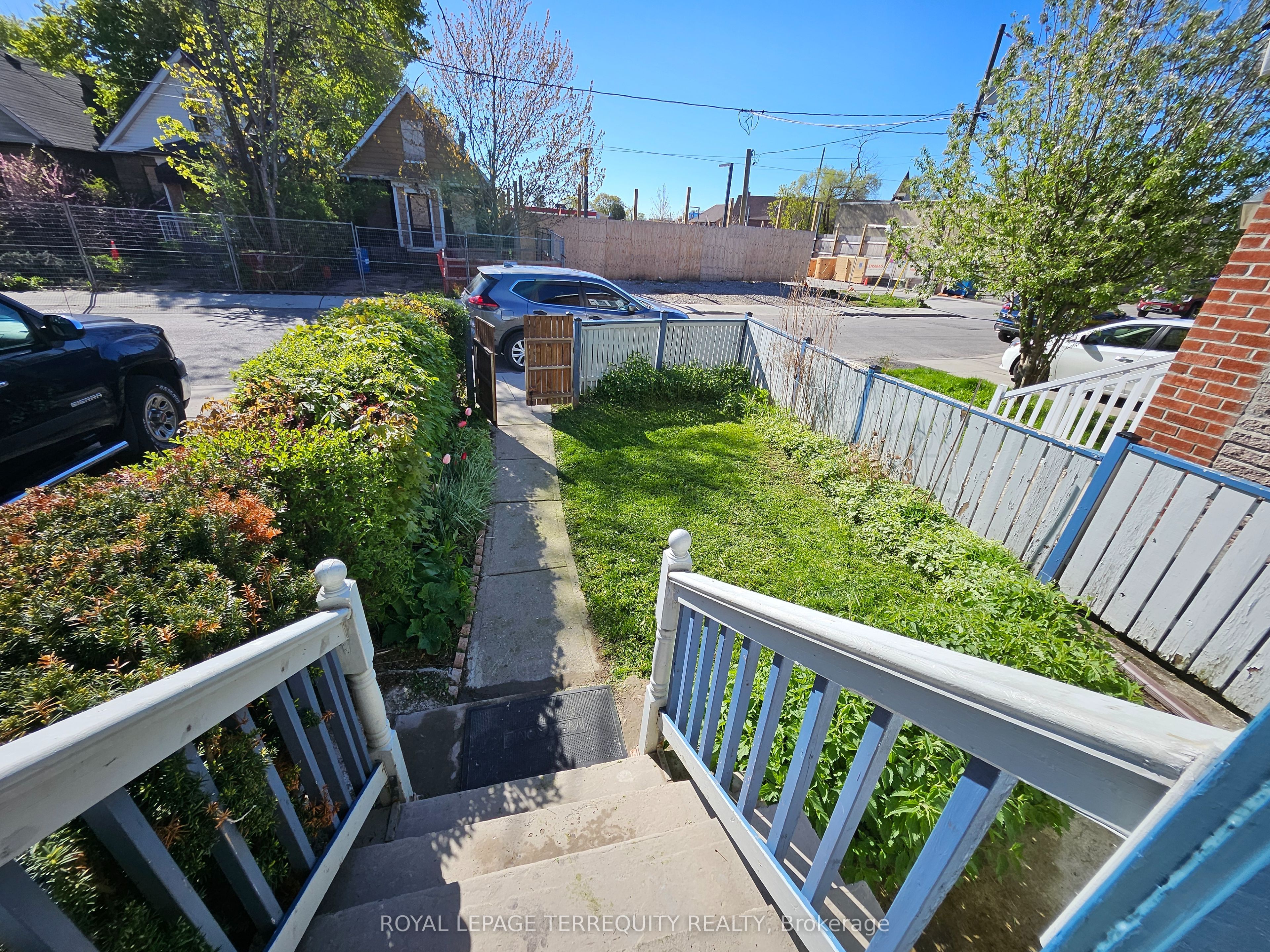 Additional image 2 of 14 Hollis Street, Toronto, ON, M6M 4M9