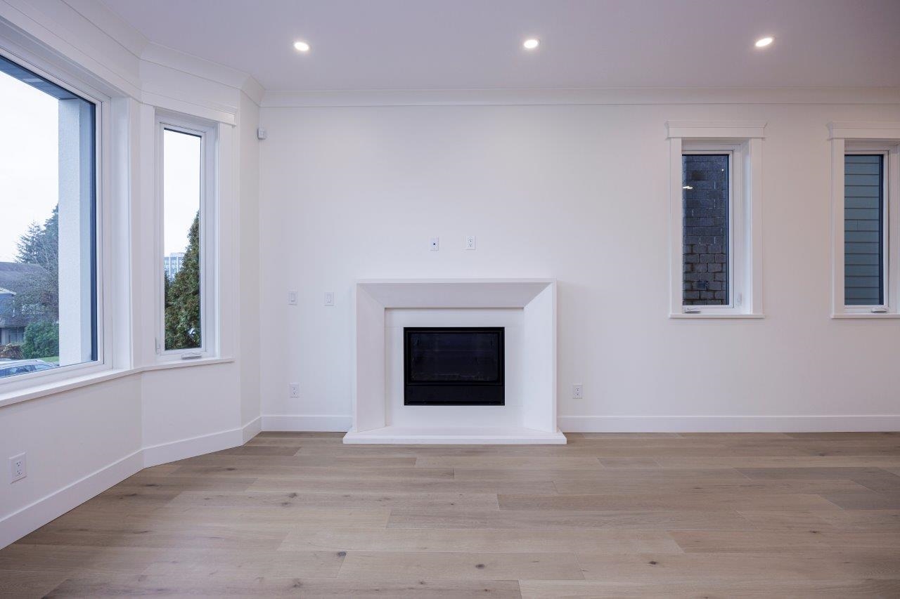 Additional image 5 of 254 18th Street E, North Vancouver, BC, V7L 2X6