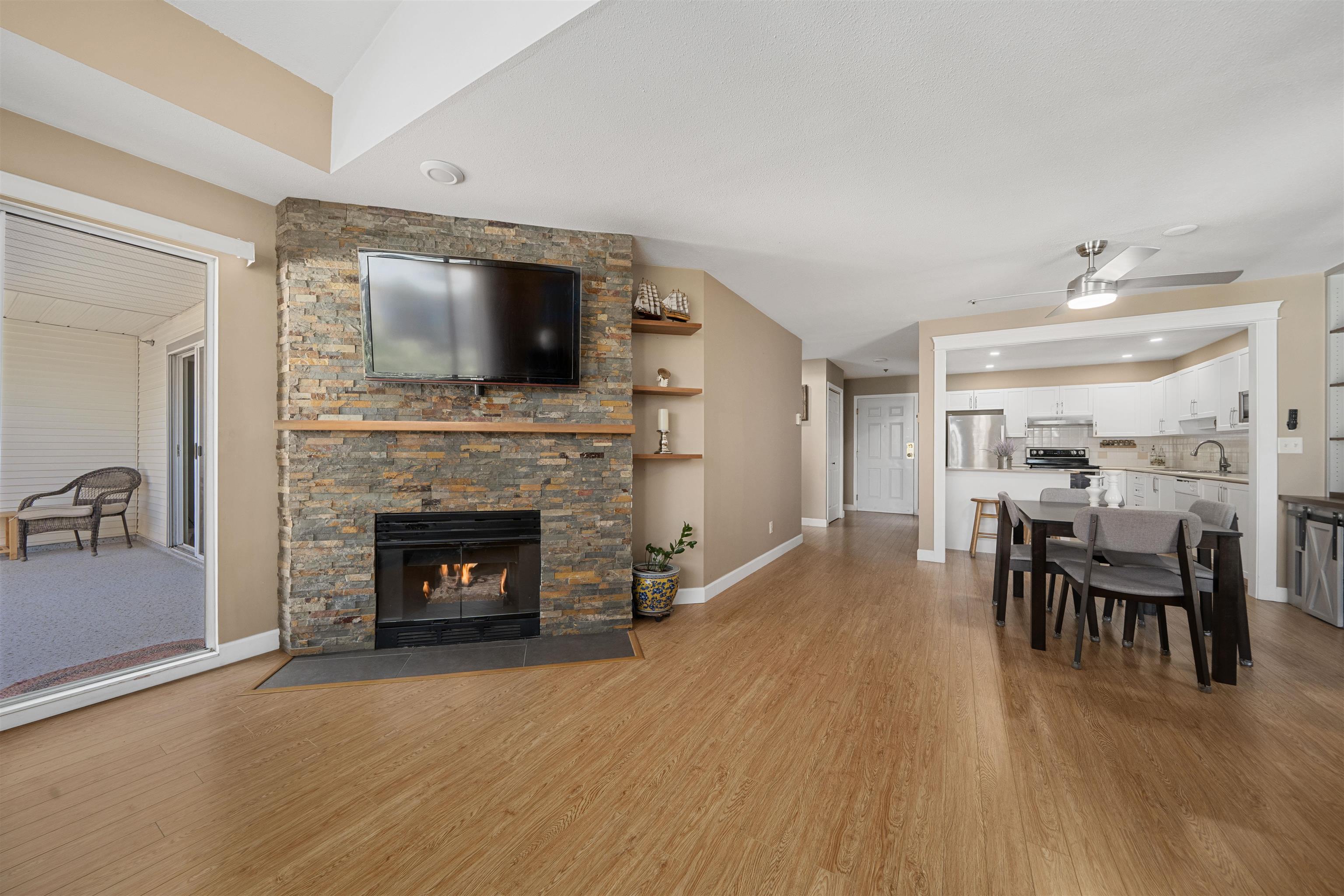 Additional image 4 of 302-19121 Ford Road, Pitt Meadows, BC, V3Y 2N2