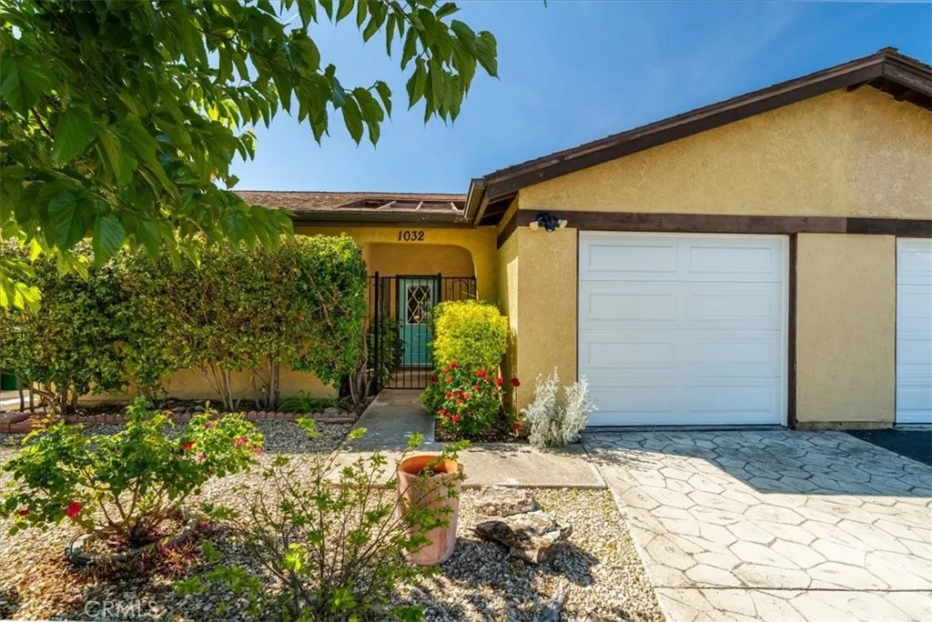 1032 Scott St, Paso Robles, CA 93446