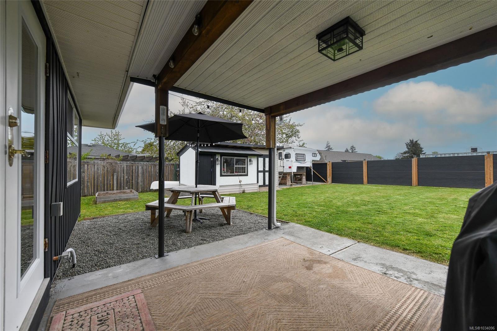 Additional image 3 of 656 14th Street, Courtenay, BC, V9N 1W6
