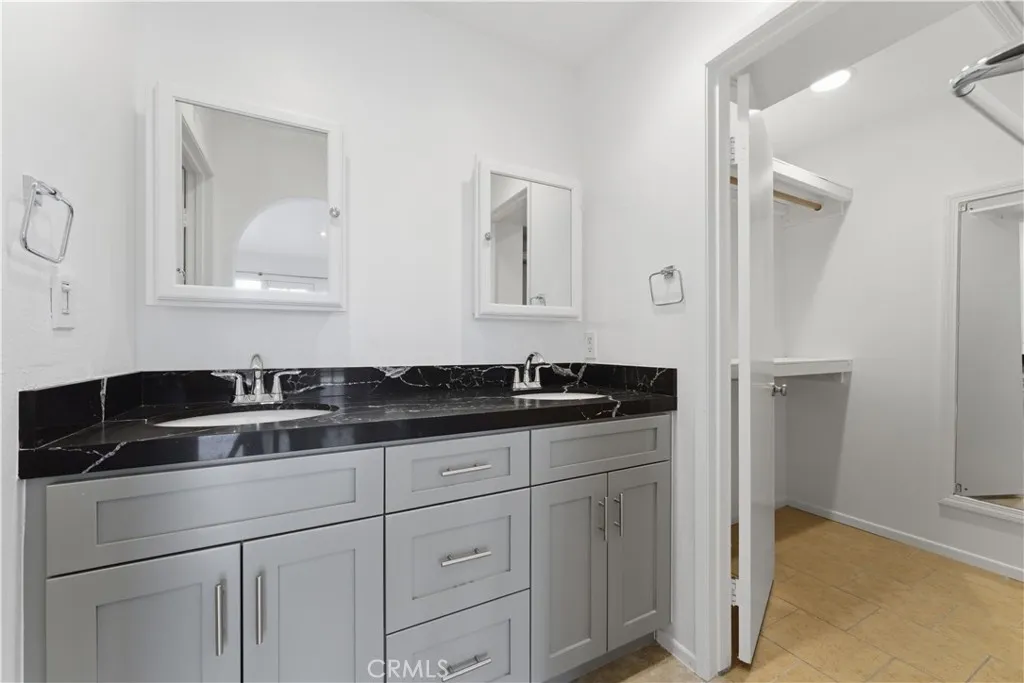 Additional image 32 of 15863 foothill Blvd, Rancho Cascades, CA 91342