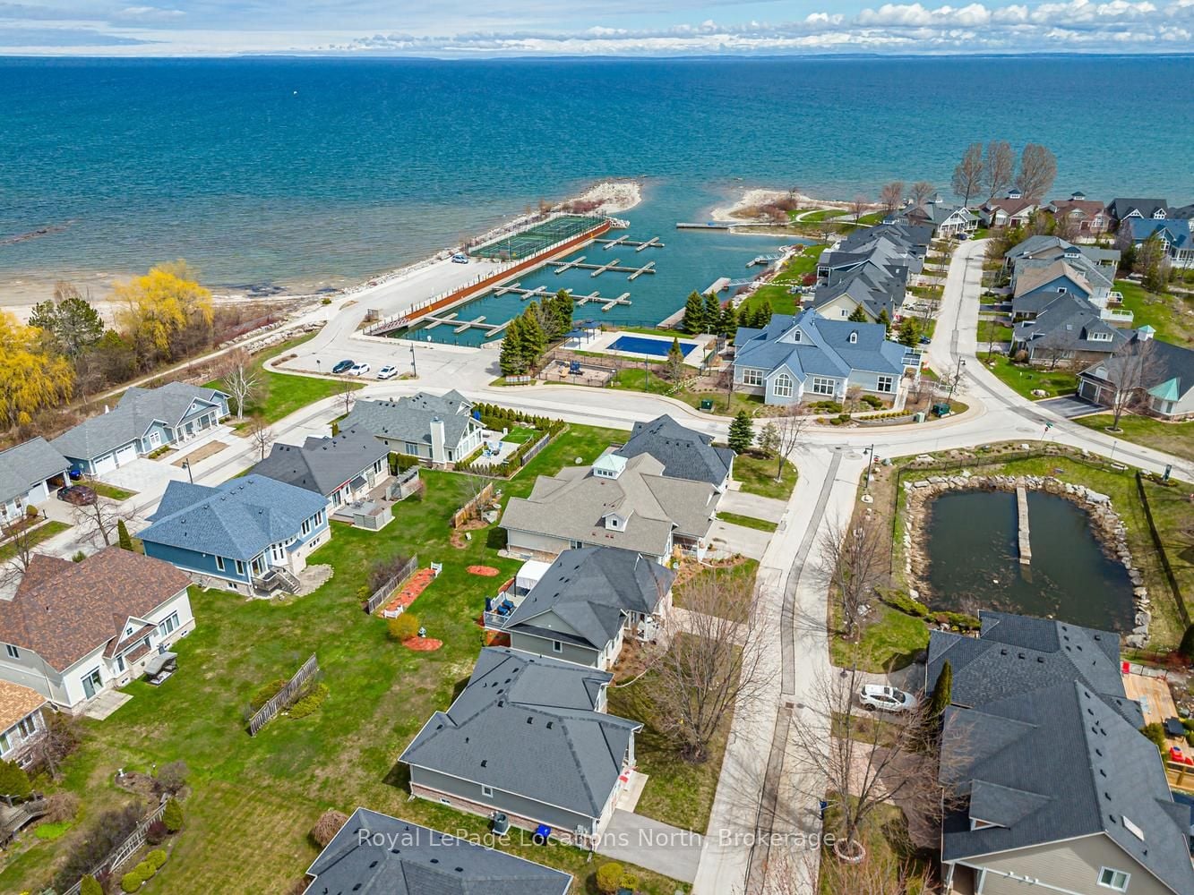 58 Clubhouse Drive, Collingwood, ON, L9Y 4Z6