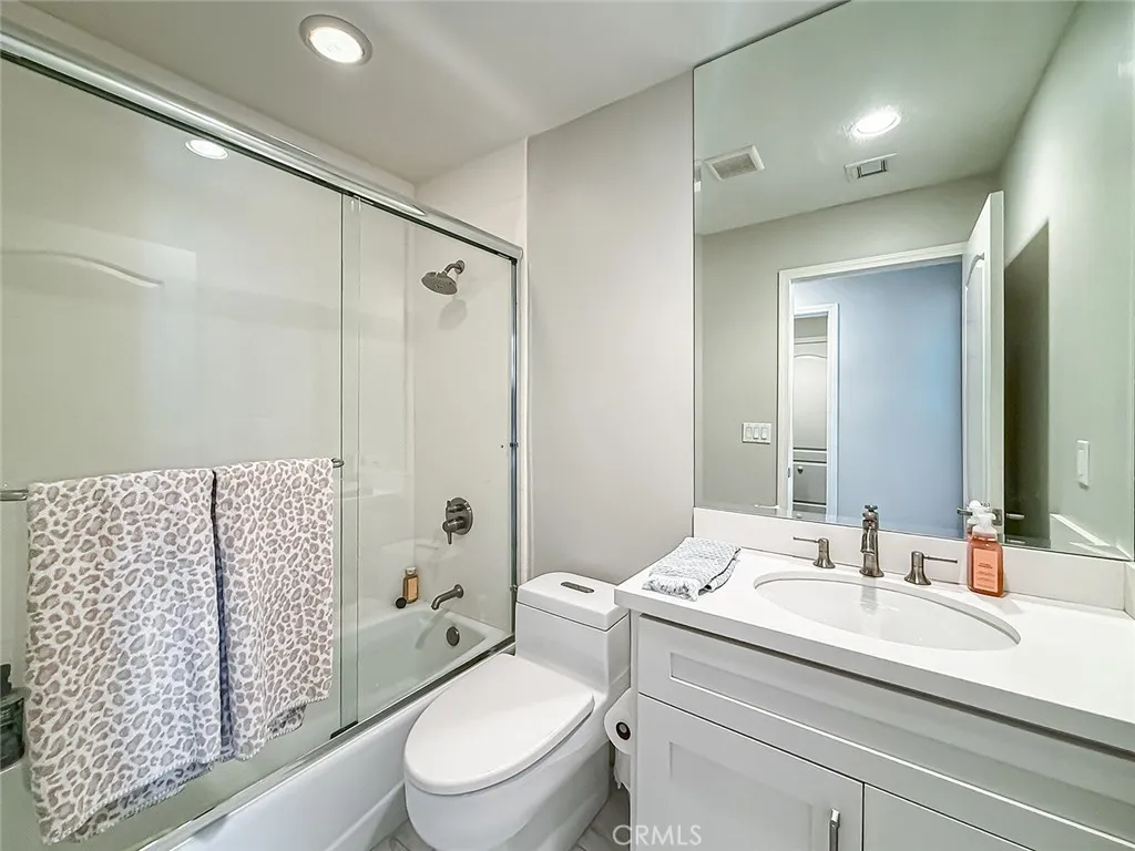 Additional image 32 of 23433 Hatteras St, Woodland Hills, CA 91367