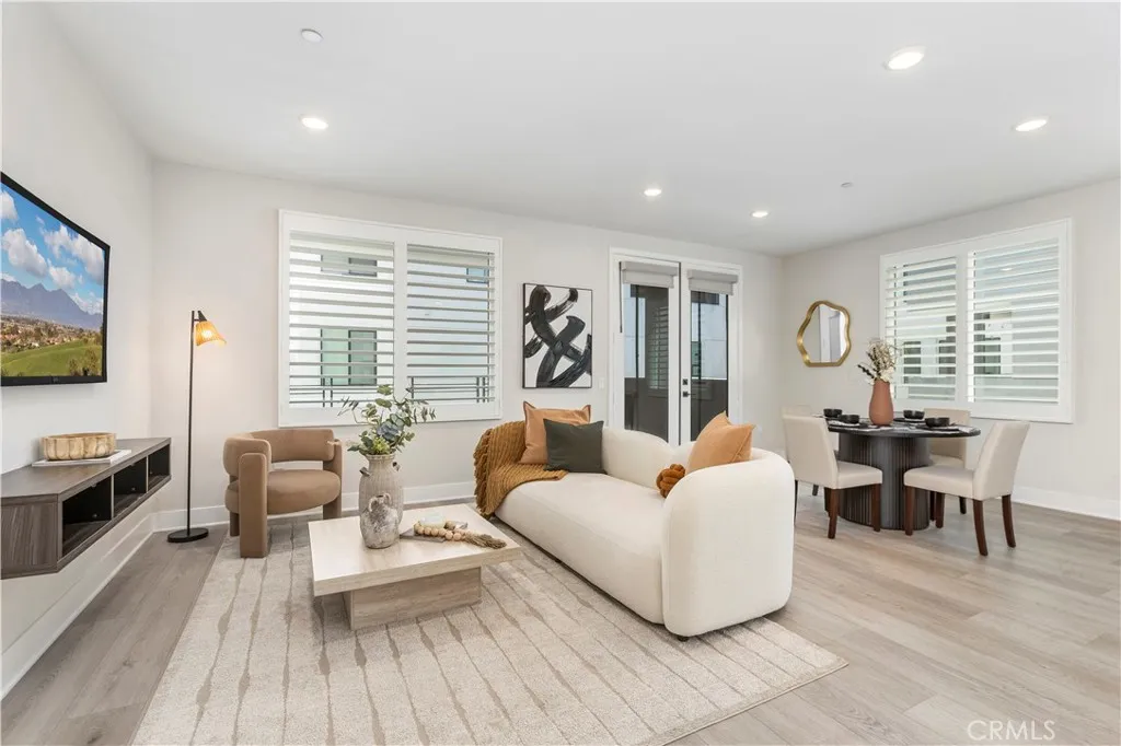 Additional image 5 of 16175 Dawn Way Unit 202, Tustin, CA 92782