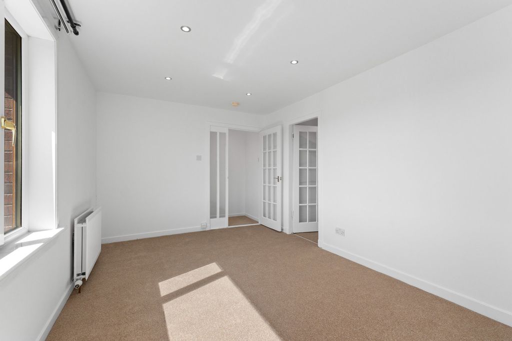Additional image 8 of 1 bed flat for sale98 Kirkfield East, Livingston Village, Livingston, West Lothian EH54