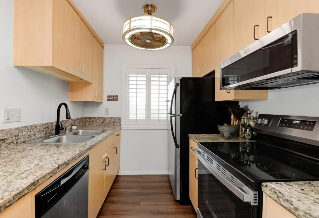 Additional image 21 of 6470 Bell Bluff Ave, San Diego, CA 92119