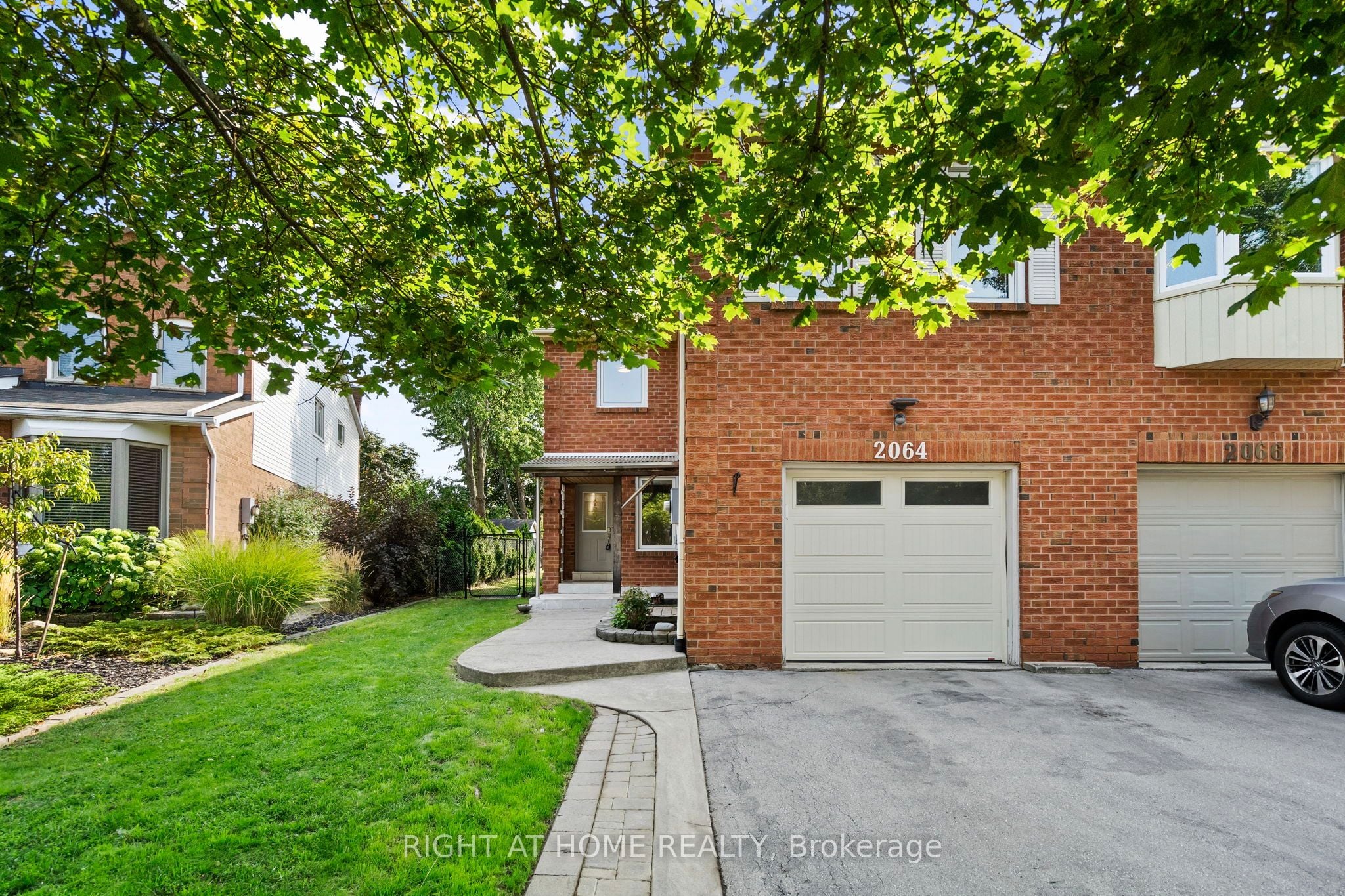 BSMNT-2064 Glenada Crescent, Oakville, ON, L6H 4M2