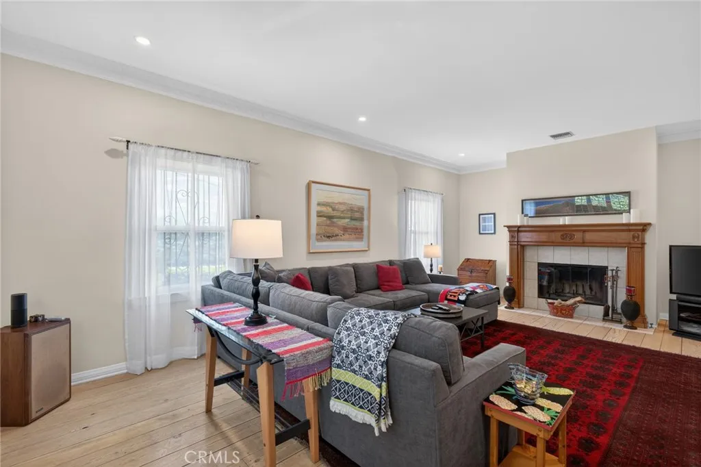 Additional image 85 of 3664 Holboro Dr, Los Angeles, CA 90027