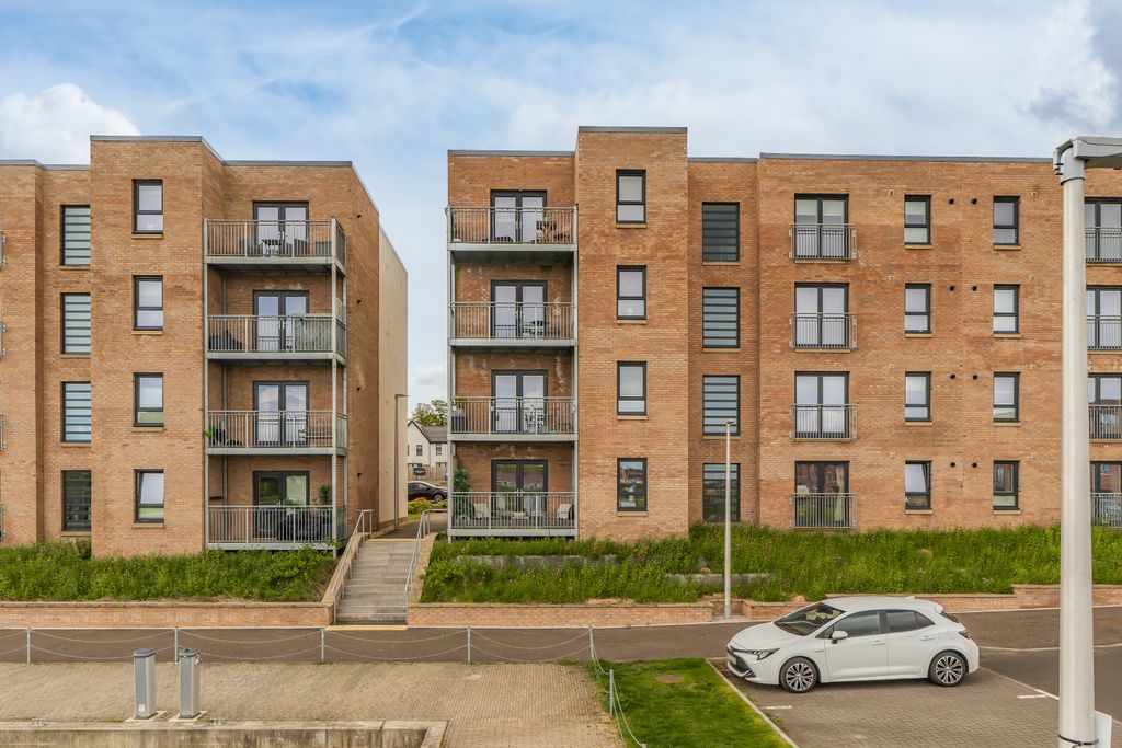Additional image 27 of 2 bed flat for sale50 Canal View, Winchburgh EH52