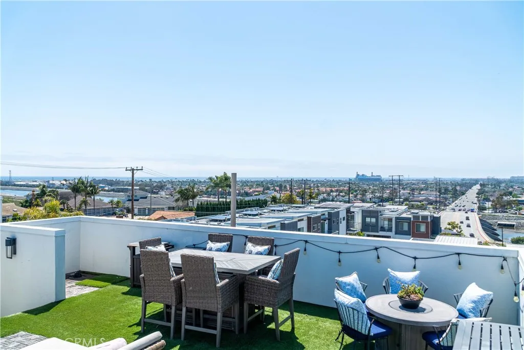 Additional image 61 of 2105 Two Harbors Circle, Costa Mesa, CA 92627