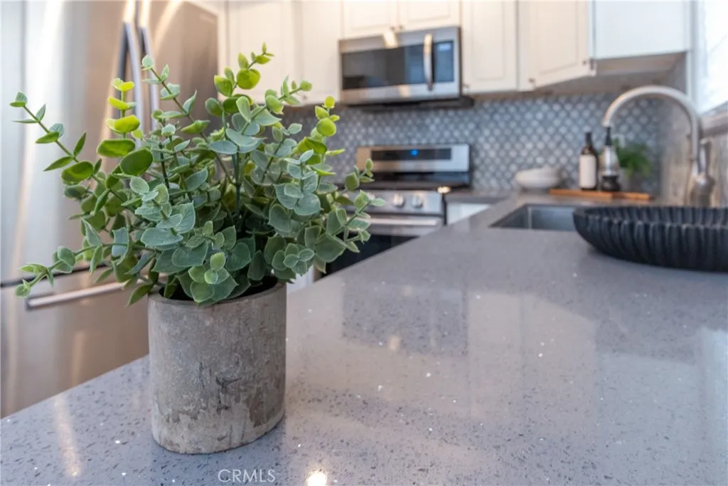 Additional image 59 of 11485 Moorpark Street Unit 15, Studio City, CA 91602