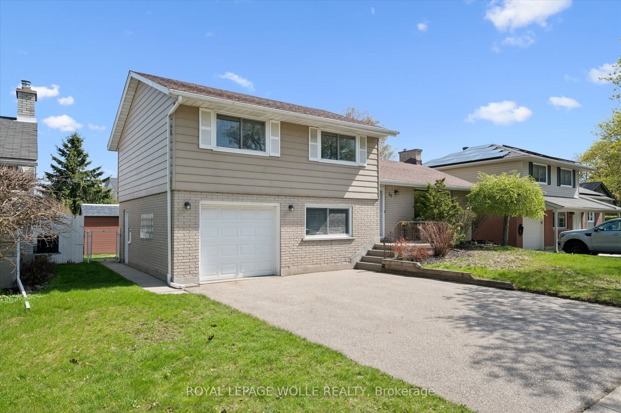 Additional image 2 of 39 Charlotte Crescent, Kitchener, ON, N2B 2K2
