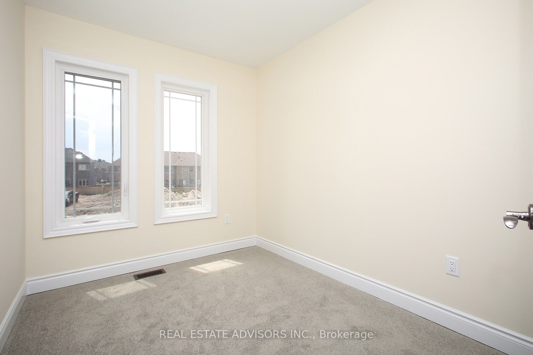 Additional image 5 of 12 Elgin Court, Bradford West Gwillimbury, ON, L3Z 4H7