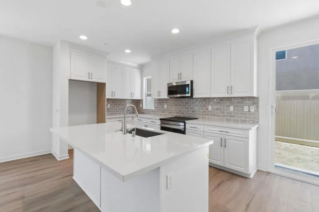 Additional image 4 of 711 Kingbird Loop, Oceanside, CA 92058