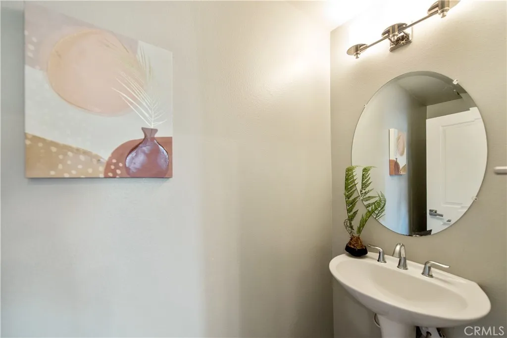 Additional image 65 of 68 Origin, Irvine, CA 92618