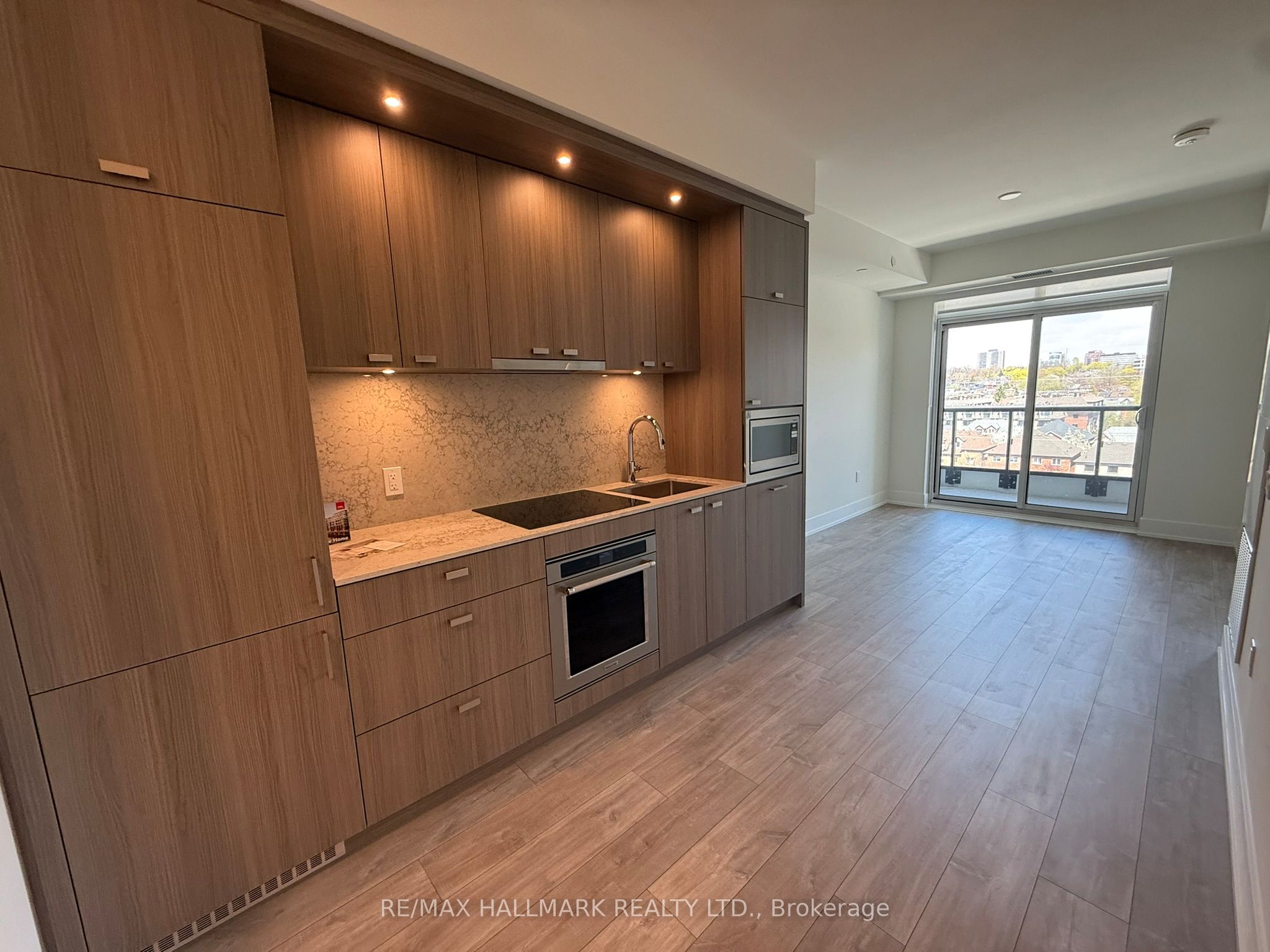 Additional image 5 of 614-858 Dupont Street, Toronto, ON, M6G 0C1