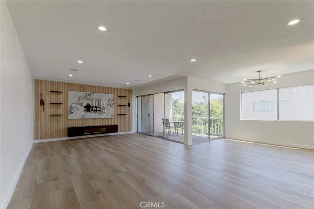 4487 Colbath Ave Unit 309, Sherman Oaks, CA 91423 photo 5