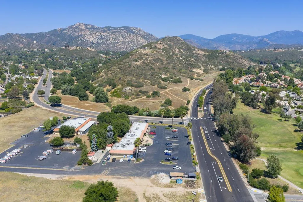 Additional image 80 of 15615 Vista Vicente Drive Unit 11, Ramona, CA 92065