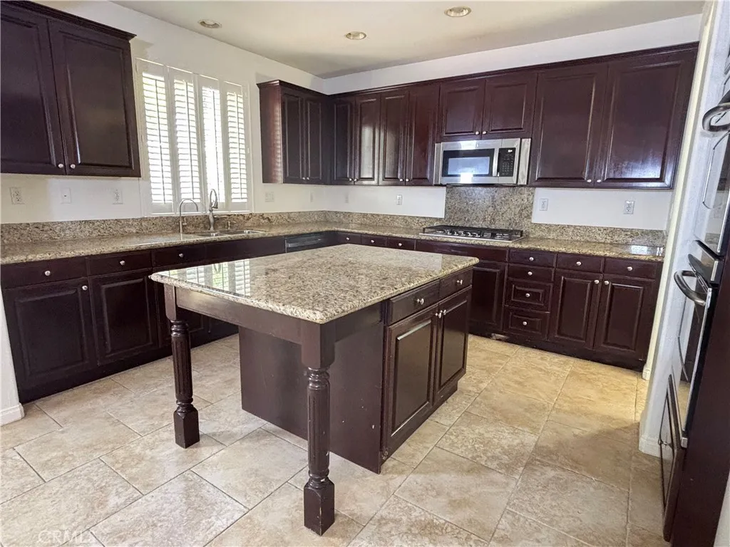 Additional image 6 of 27404 Desert Willow Street, Murrieta, CA 92562