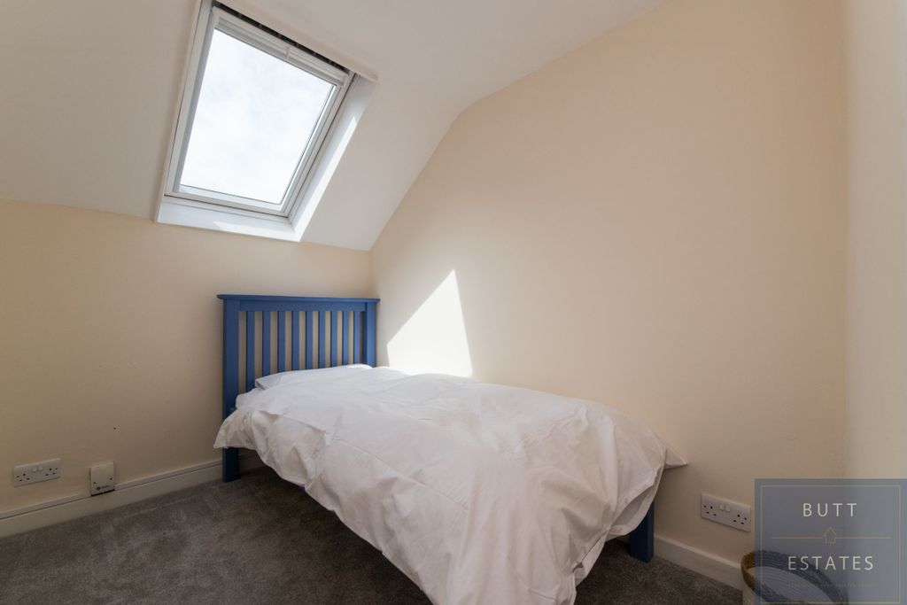 Additional image 6 of 2 bed terraced house for saleHolne Court, Exeter EX4