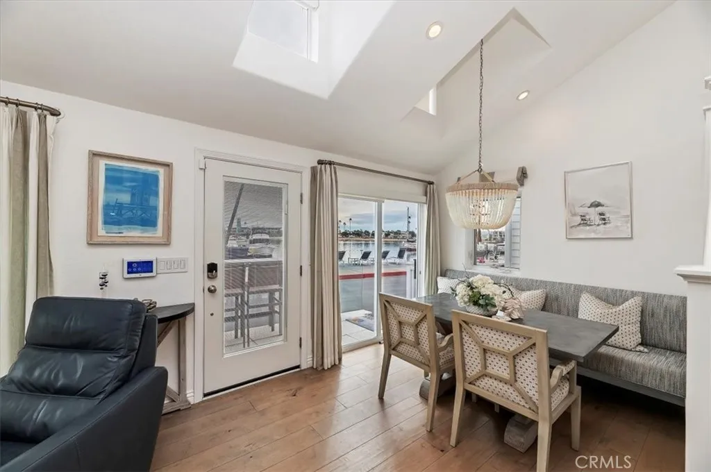 Additional image 17 of 58 Beach Dr, Newport Beach, CA 92663