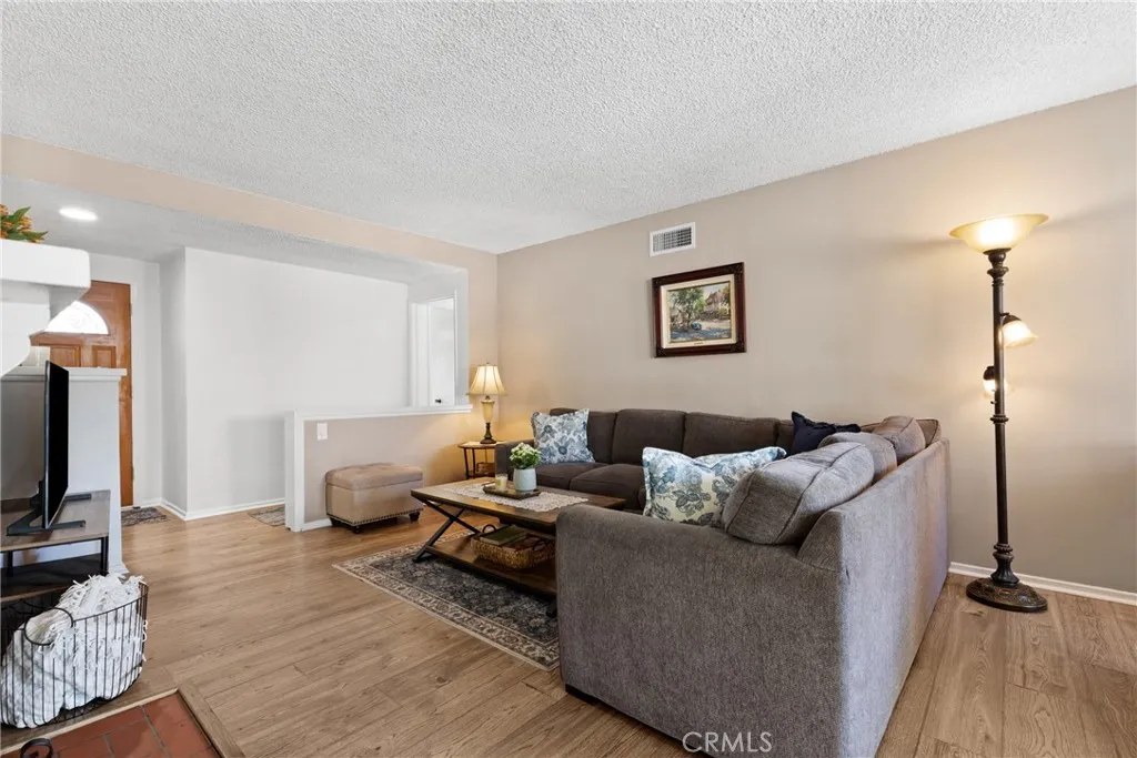 Additional image 7 of 6347 Bovey Avenue, Tarzana, CA 91335