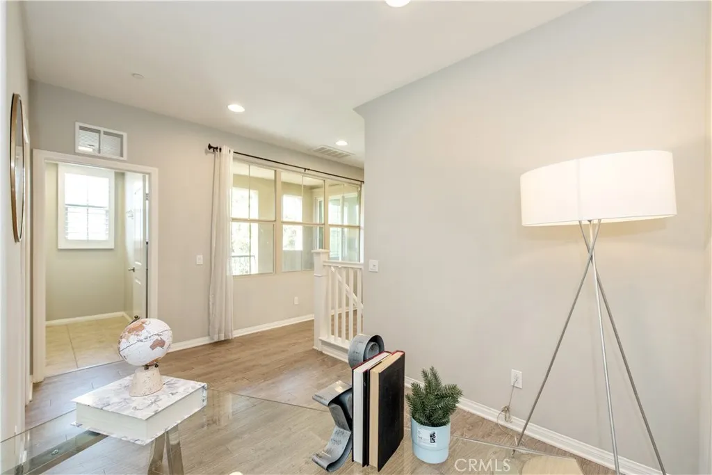 Additional image 21 of 68 Origin, Irvine, CA 92618