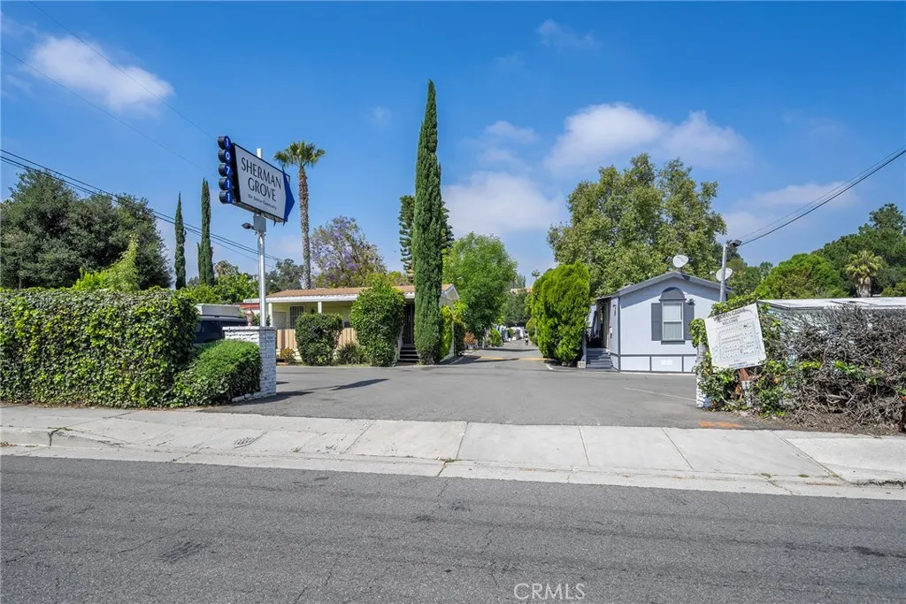 Additional image 50 of 10711 Sherman Grove Ave Unit 68, Sunland, CA 91040