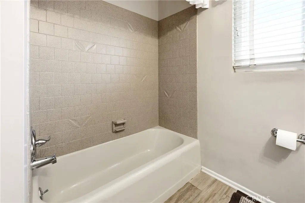 Additional image 7 of 1235 E Eastwood Dr, Anaheim, CA 92805