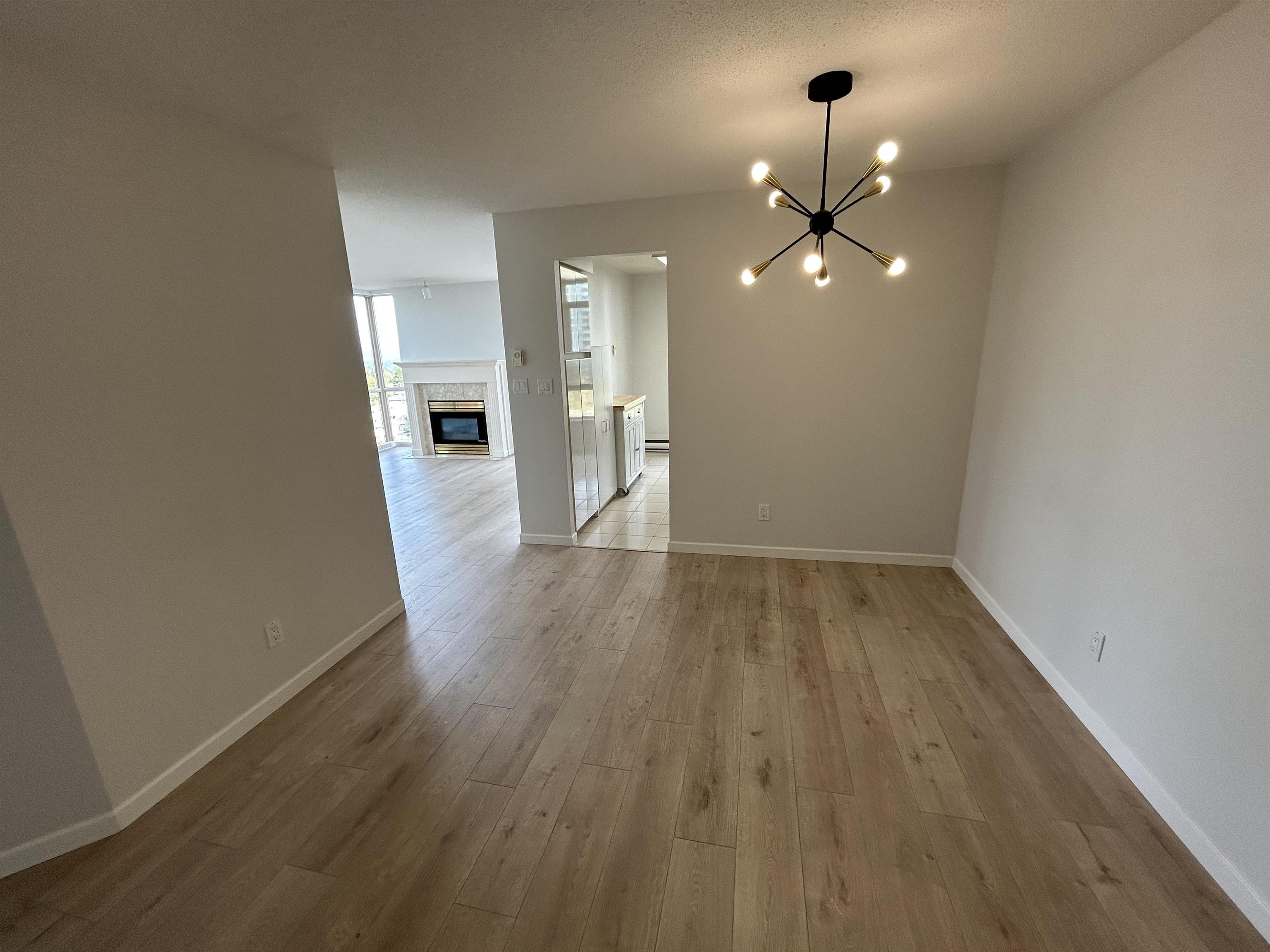 801-4689 Hazel Street, Burnaby, BC, V5H 4R6 photo 5