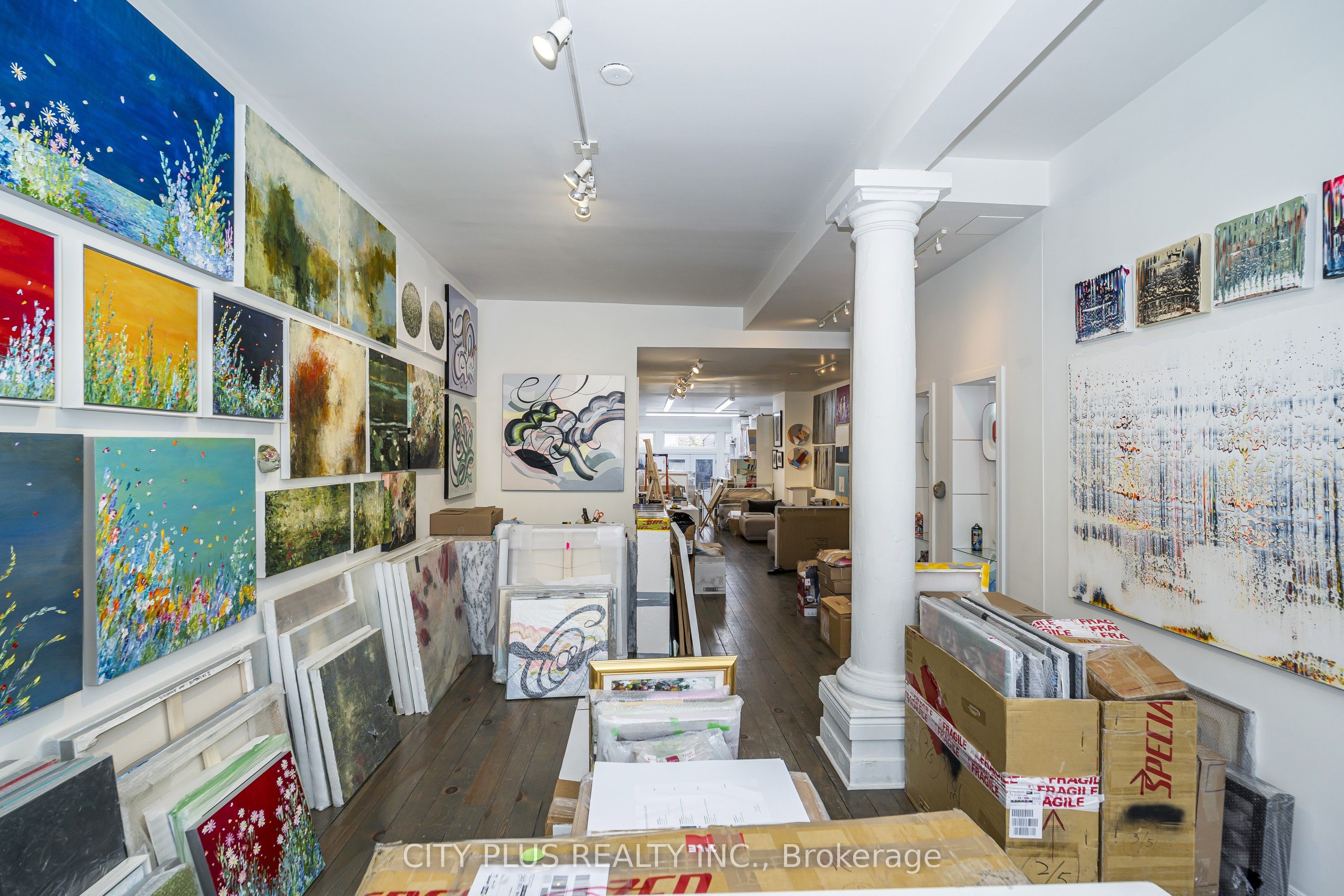 Additional image 5 of Ground Floor-106 Harbord Street, Toronto, ON, M5S 1G6
