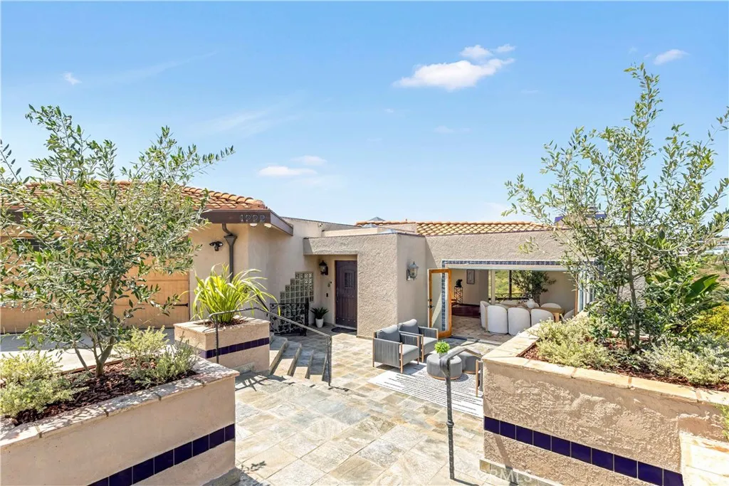 Additional image 17 of 1992 San Remo Dr, Laguna Beach, CA 92651