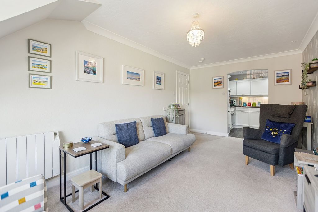 Additional image 9 of 1 bed flat for saleFlat 19 Princes Court, Helensburgh G84